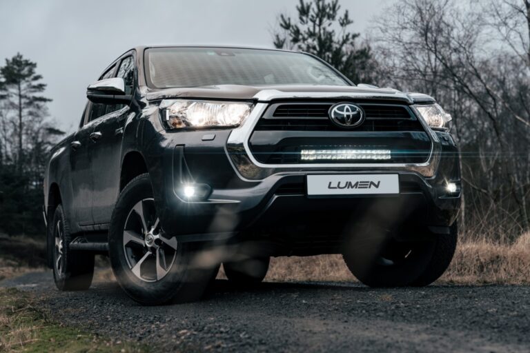 Lumen grillkit Toyota Hilux SR 2021+ DX20