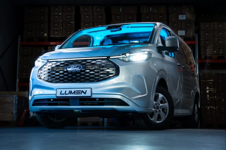 Lumen grillkit Ford E-Transit Custom 2024+